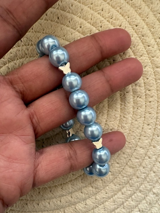 Jewelry - Blue Glass Beads Pearls Bracelet with Silver Butterfly Accents 🦋